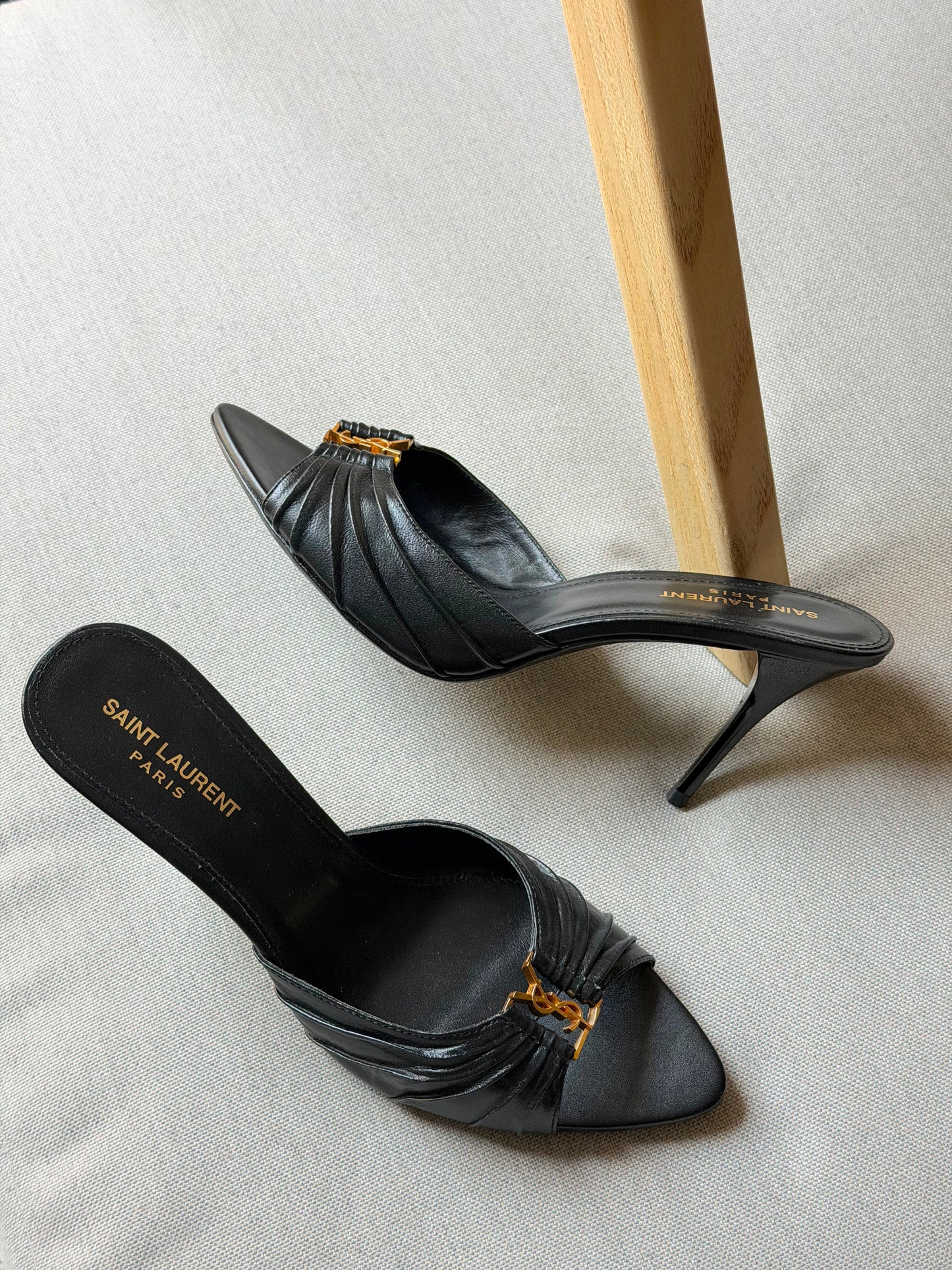 YSL Babylone Heels in Smooth Leather