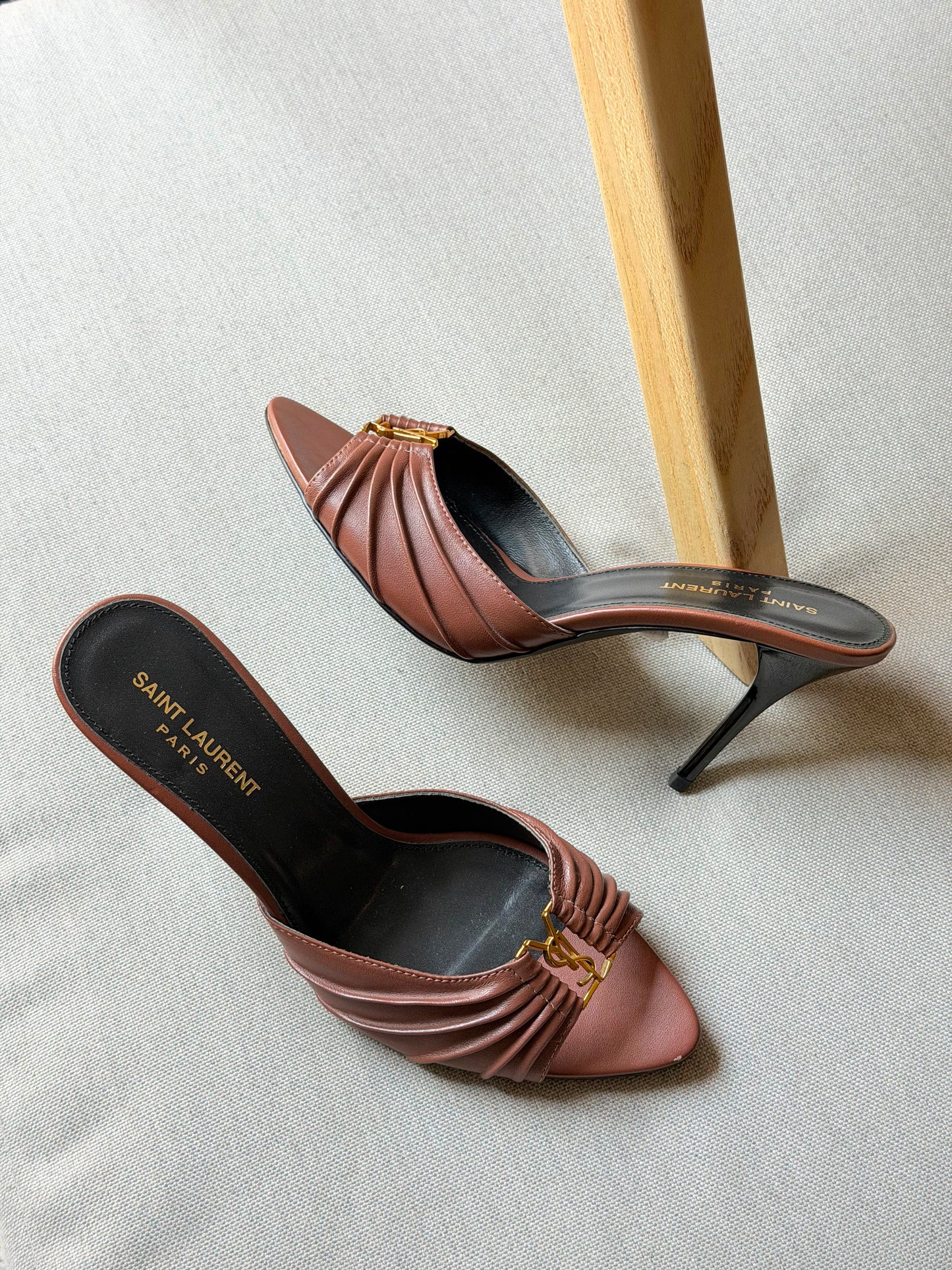YSL Babylone Heels in Smooth Leather