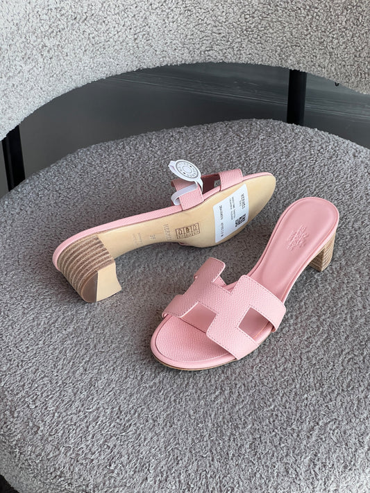 Hermes Oasis Pink Sandals