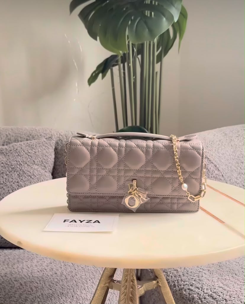 Dior Lady Dior — grey, wallet-on-chain style