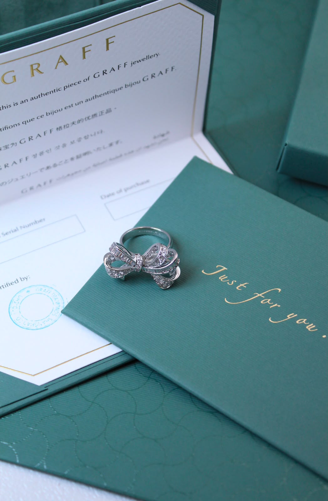 Graff Bow Diamond Ring