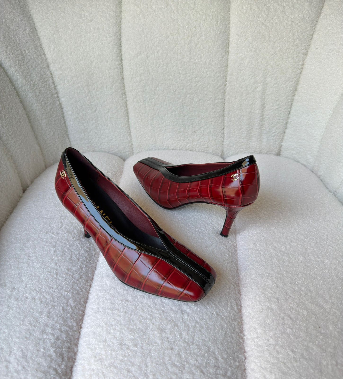 Chanel Pumps in Crocodile Embossed Calfskin