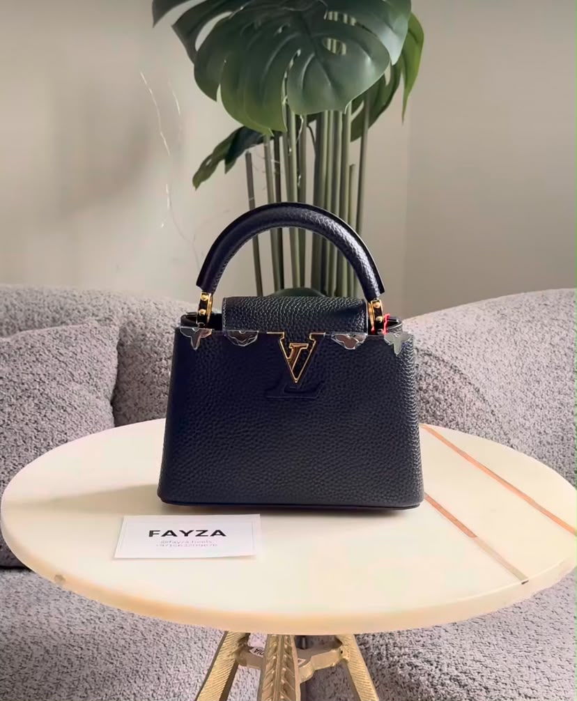 Capucines Black Mini