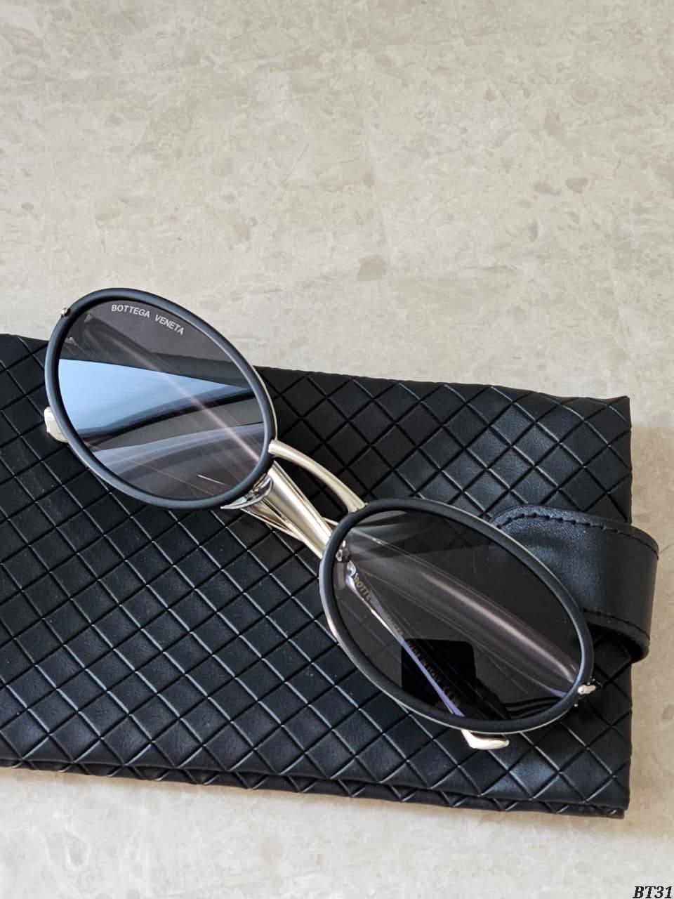 Prada Noir Classic Square