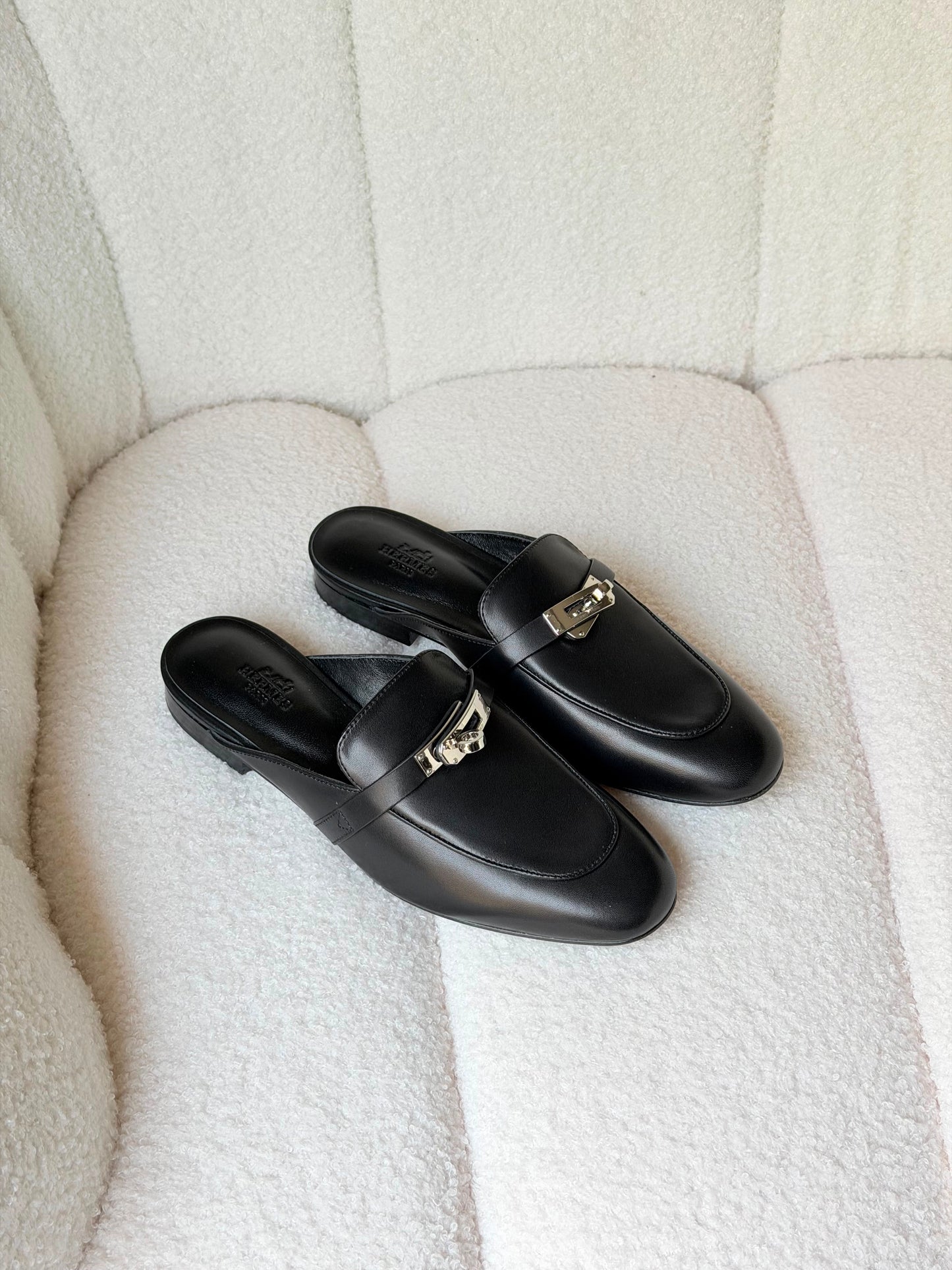 Hermes Flat Sandal Black