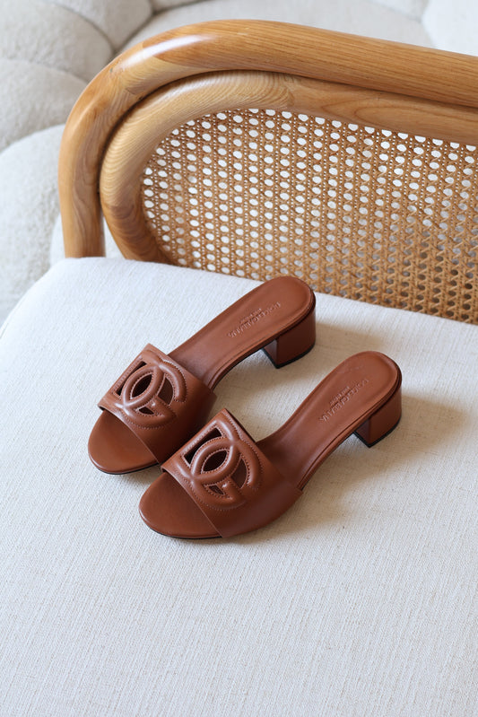 D&G Millennials Logo Brown