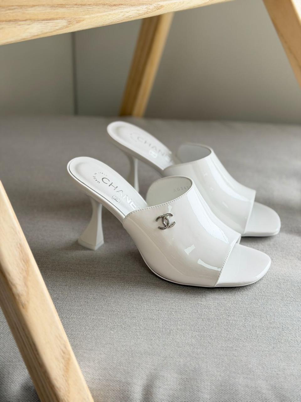 Chanel Calfskin Shinny Leather White.