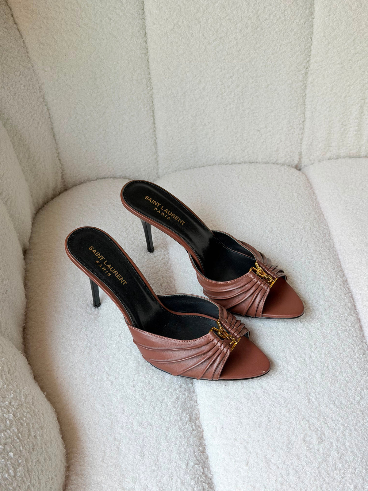 YSL Babylone Heels in Smooth Leather
