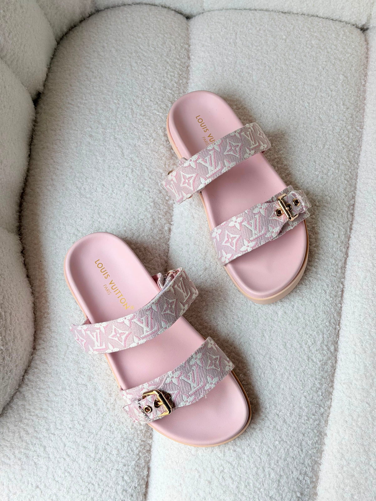 Bom Dia Line Mules Suede