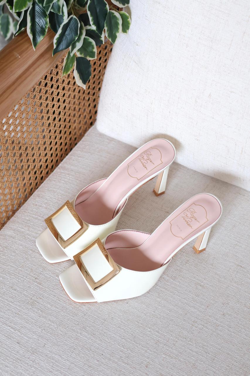 Roger Viver Belle Pumps Long Heel