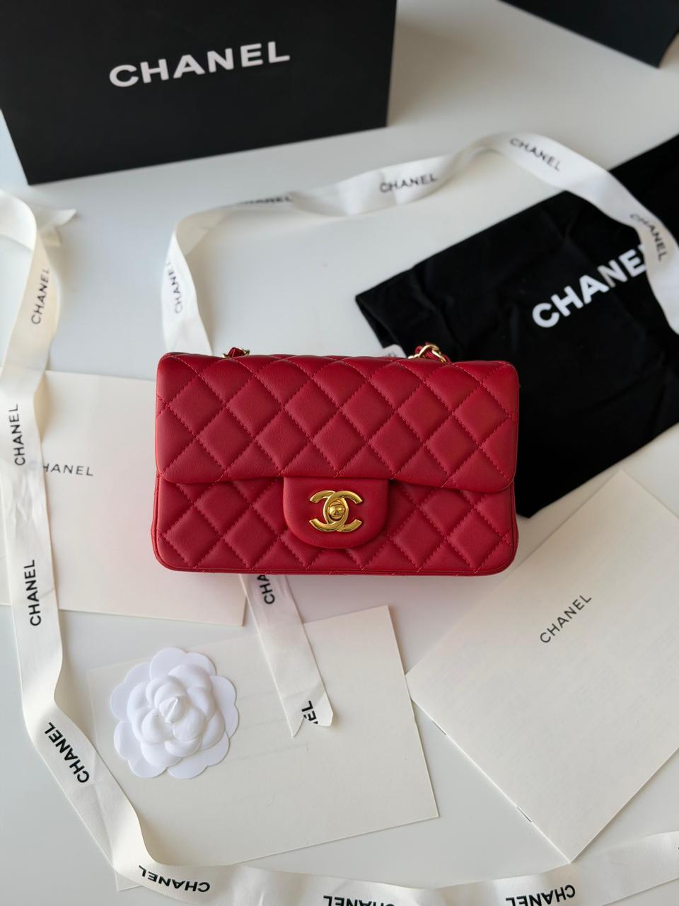 Chanel Classic 20 cm