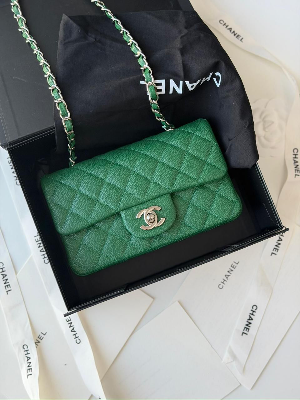 Chanel Classic 20 cm