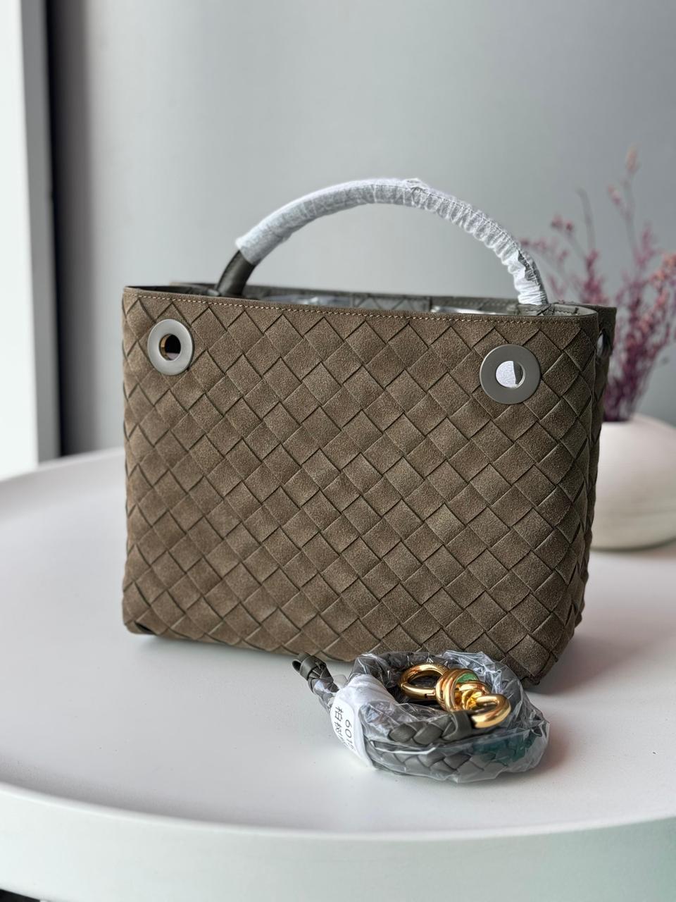 Bottega Veneta Andiamo Bags Suede Leather 25 cm