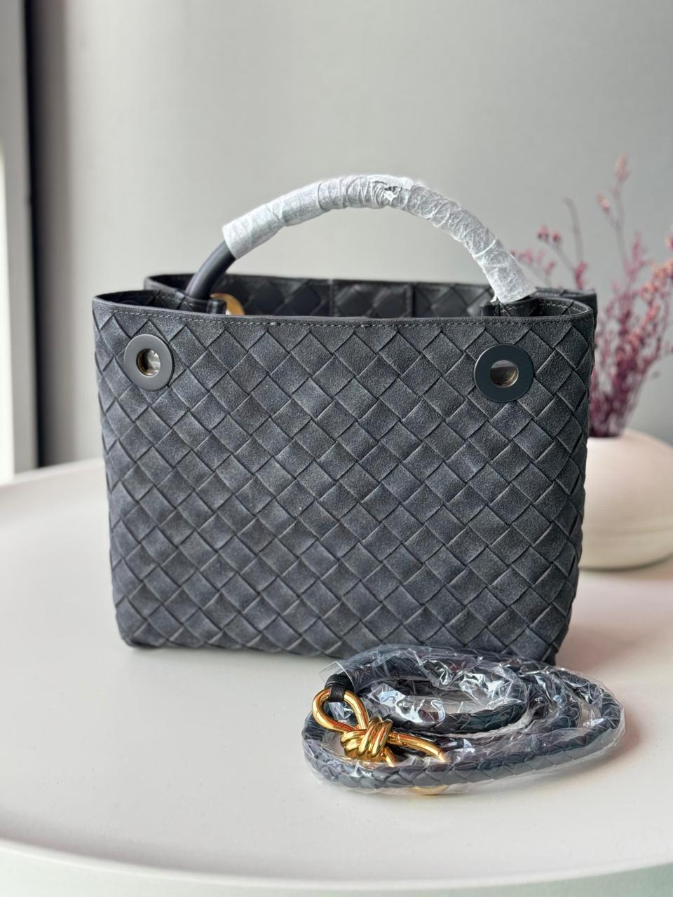 Bottega Veneta Andiamo Bags Suede Leather 25 cm