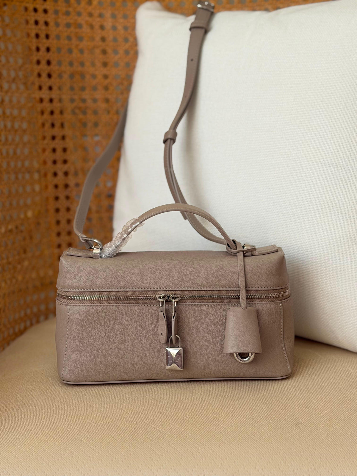 Loro Piana Extra Bag L 23
