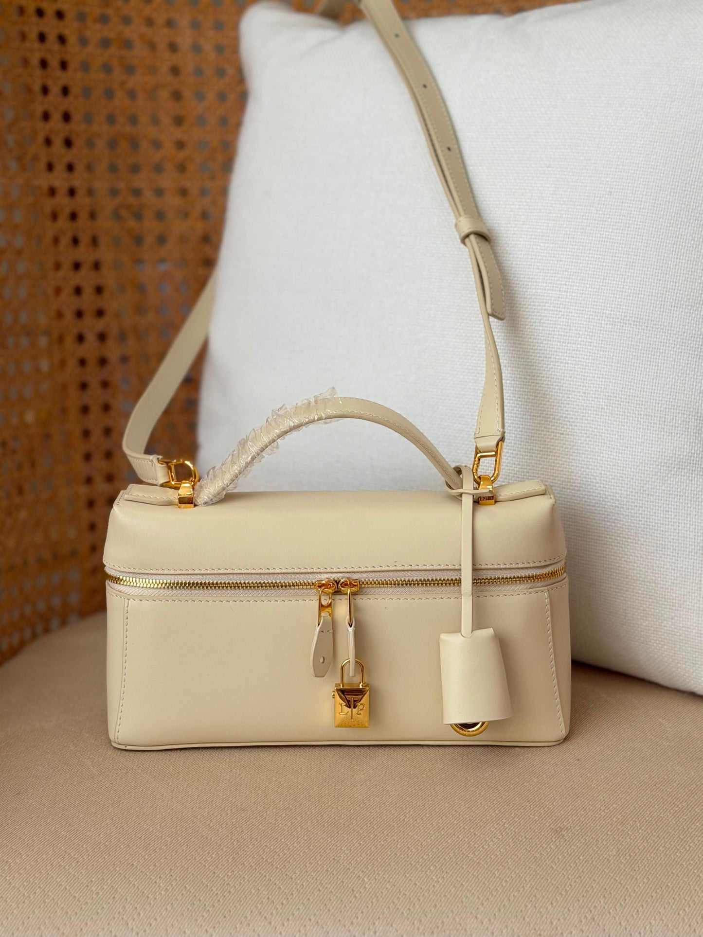 Loro Piana Extra Bag L 23