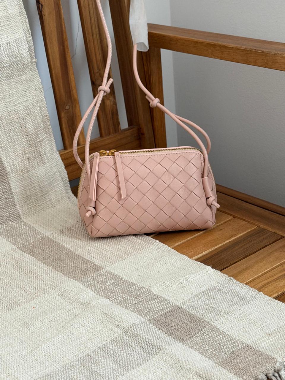 Bottega Veneta Concert Pouch Bag 20 cm