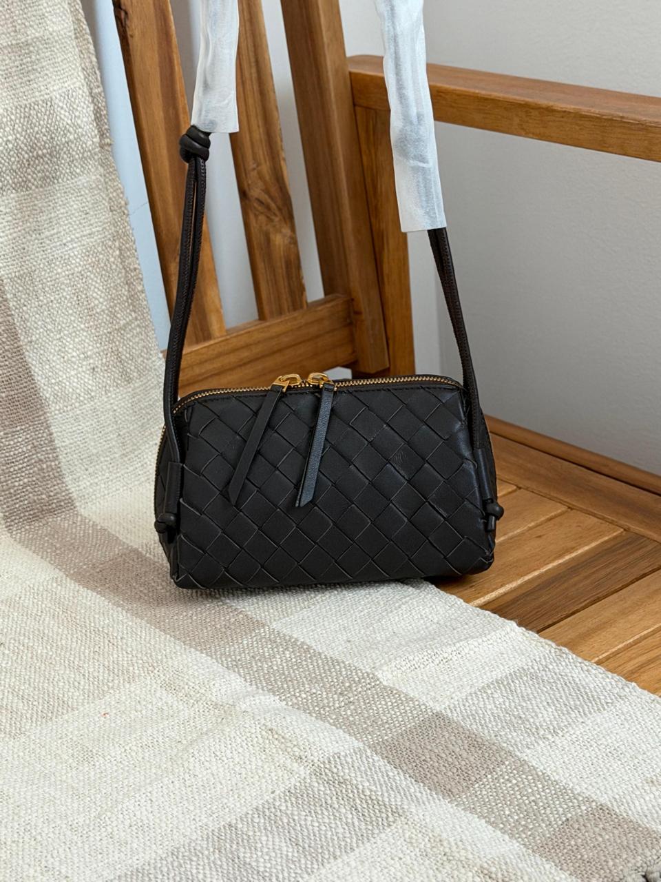 Bottega Veneta Concert Pouch Bag 20 cm