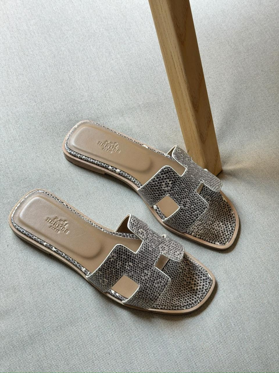 Hermes Oran Sandal With Original Crocodile Leather