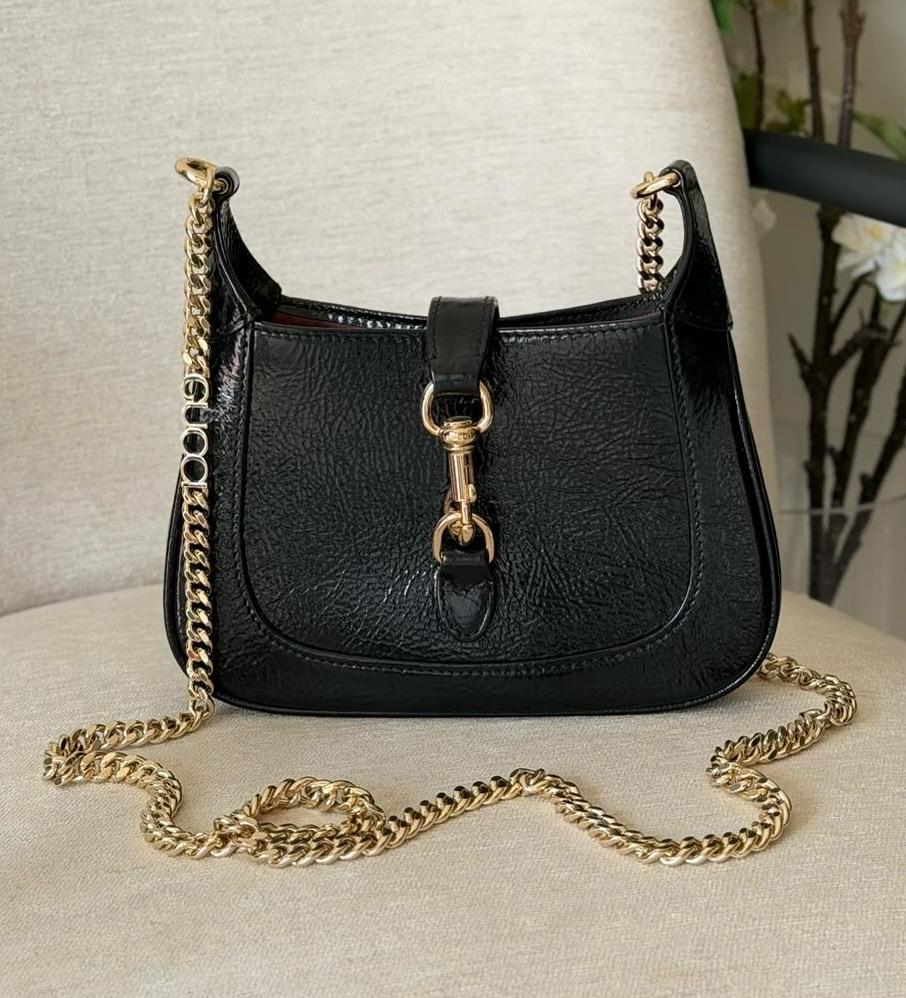 Gucci Medium Shoulder Bag In Leather