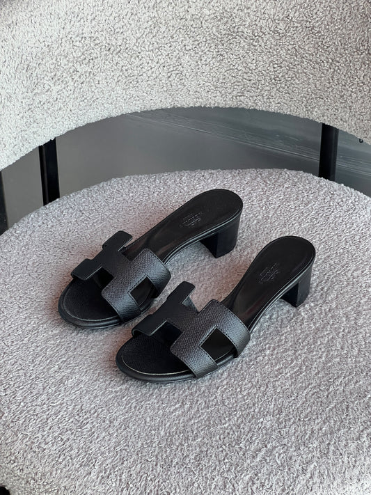 Hermes Oasis Black Sandals