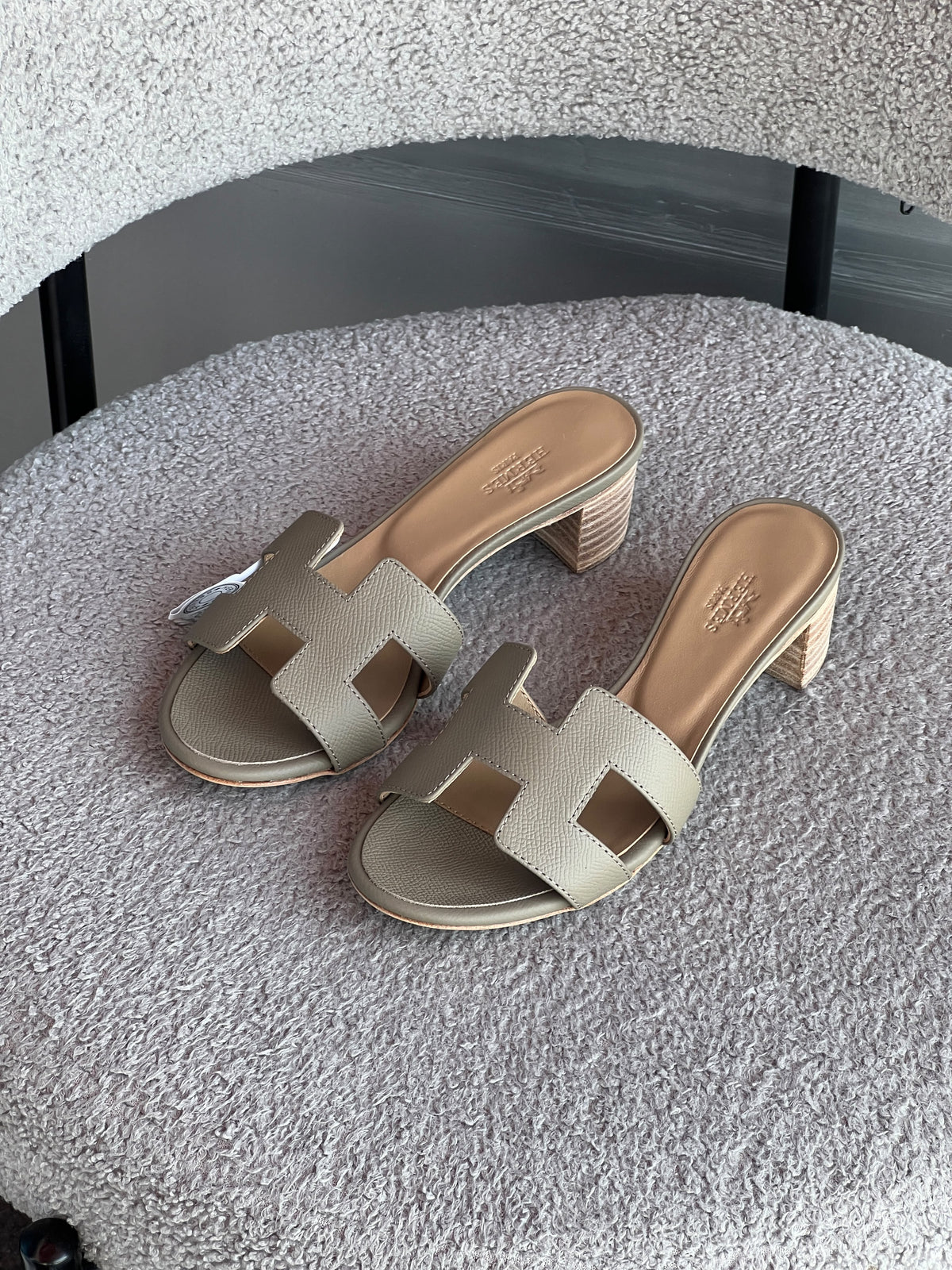 Hermes Oasis Grey Sandals