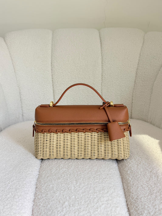 Chanel Small Vanity Straw Leather Shoulder Bag -23 cm