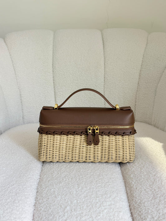 Chanel Small Vanity Straw Leather Shoulder Bag -23 cm