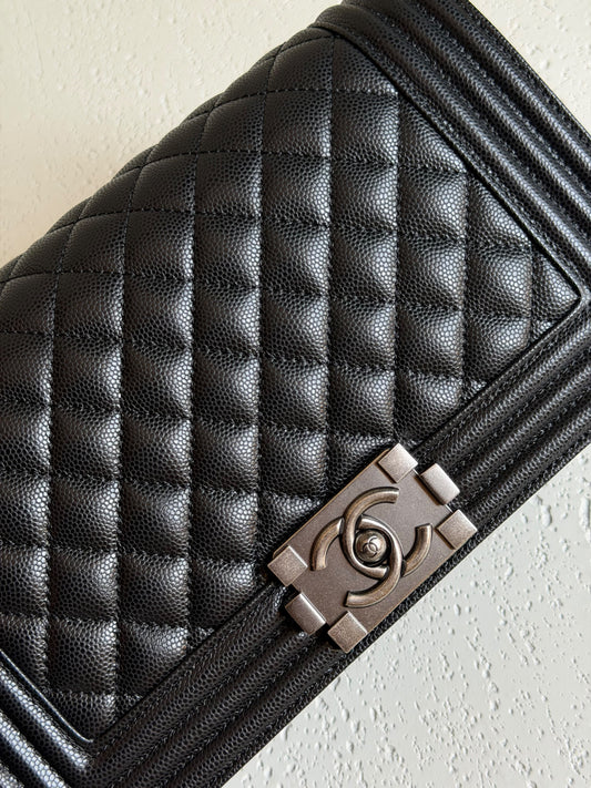 Chanel Boy Black color 20 cm
