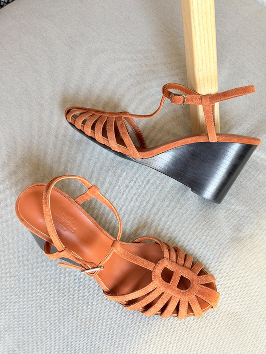Hermes Wedged Heel Sandal In Suede Goatskin - 36-41 Size